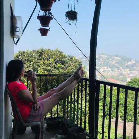 S V Homestay Kandy Esterno foto