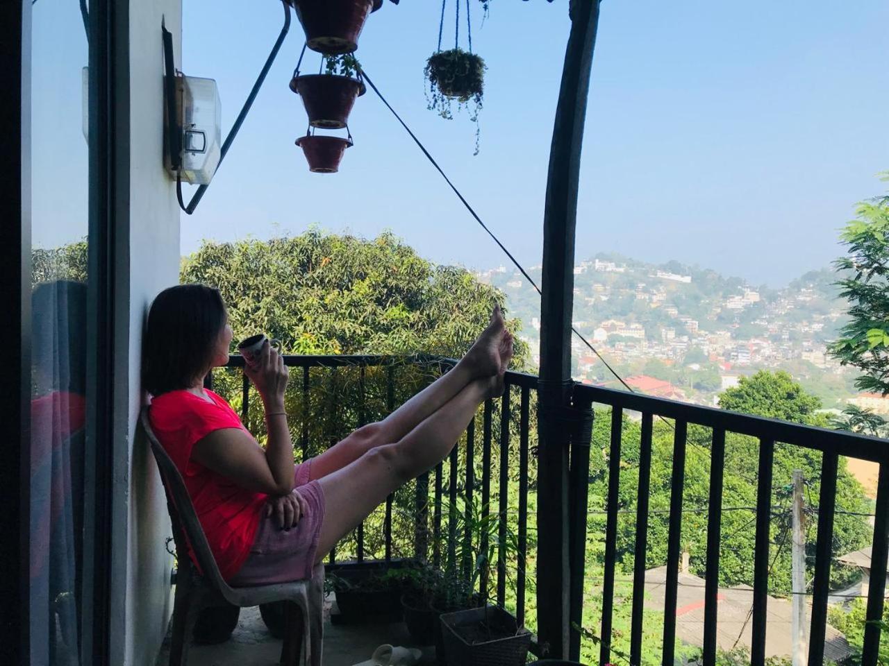 S V Homestay Kandy Esterno foto